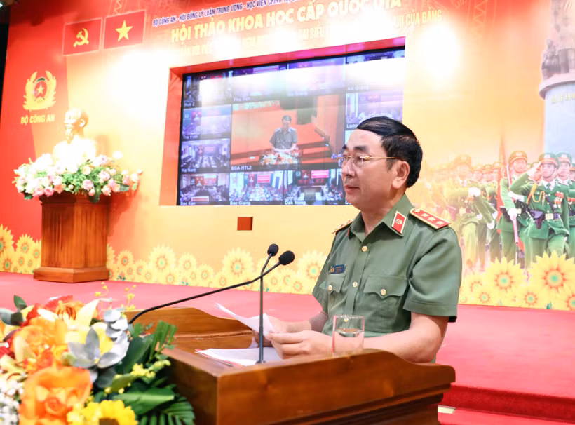 Thượng tướng Trần Quốc Tỏ, Thứ trưởng Công an phát biểu kết luận hội thảo.