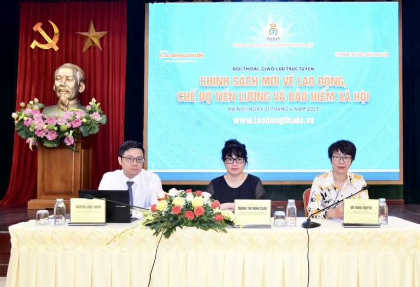 Các chuyên gia tham gia giải đáp tại buổi giao lưu trực tuyến.