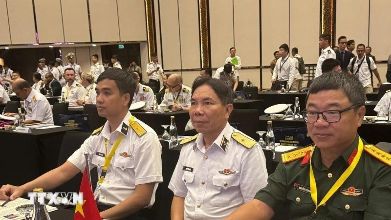 Đoàn Việt Nam tham gia Hội nghị. (Ảnh: Đào Trang/TTXVN)