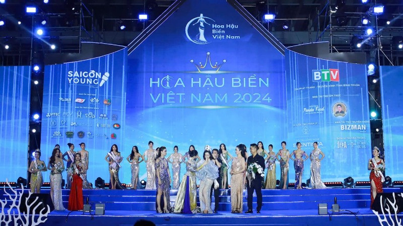 Lễ đăng quang Hoa hậu Biển Việt Nam 2024 tại Bình Thuận cùng đơn vị tổ chức Hoa hậu Doanh nhân du lịch Thế giới thực hiện.