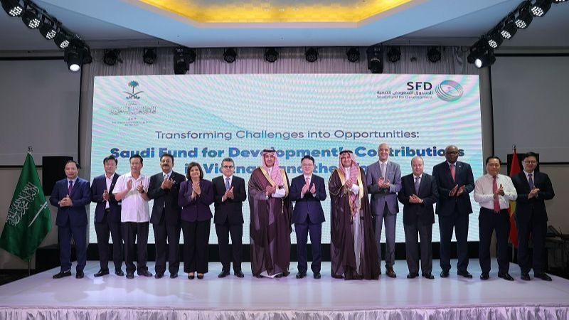 Các đại biểu tham dự sự kiện.