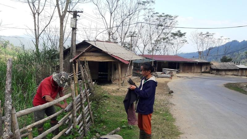 Lưới điện quốc gia đến khu dân cư ở Mường Lát, Thanh Hóa.