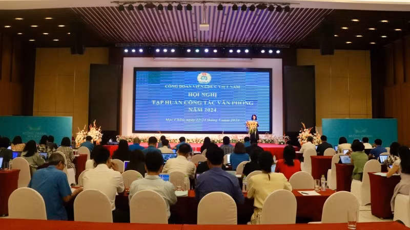 Quang cảnh hội nghị.