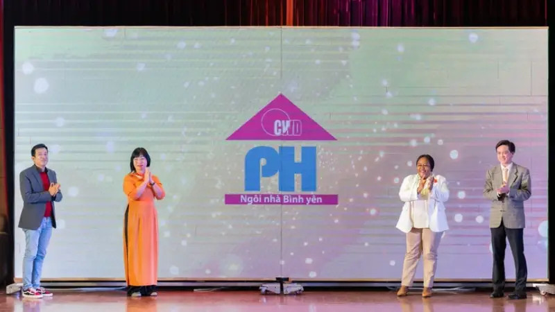 Ra mắt Trung tâm trợ giúp xã hội - Ngôi nhà Bình yên cung cấp dịch vụ toàn diện, miễn phí hỗ trợ phụ nữ, trẻ em bị bạo lực.