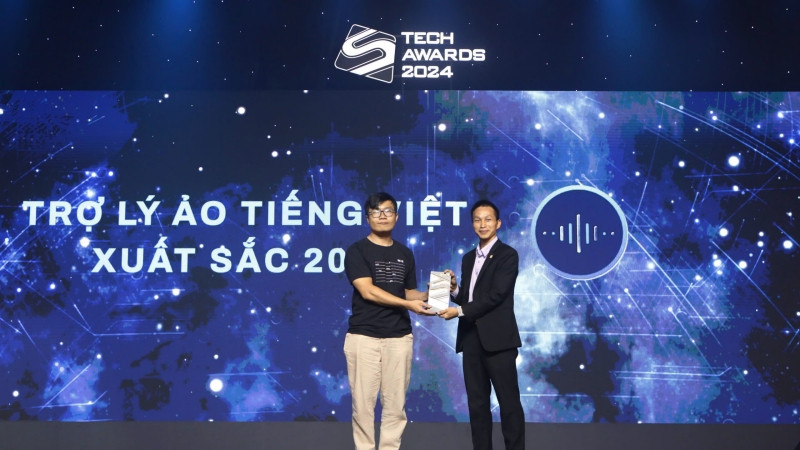 Kiki Auto nhận giải thưởng Trợ lý ảo tiếng Việt xuất sắc.
