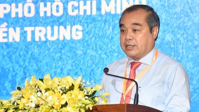 Phó Chủ tịch Thường trực Ủy ban nhân dân tỉnh Quảng Ngãi Trần Hoàng Tuấn phát biểu khai mạc Hội nghị.