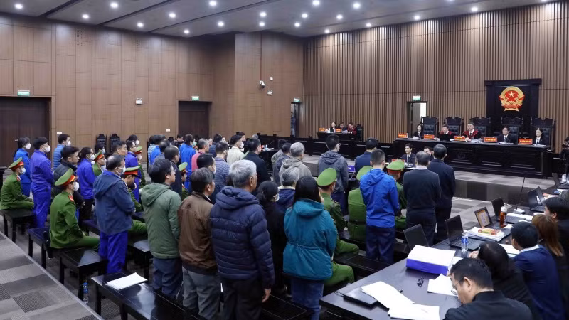 Toàn cảnh phiên xét xử sáng 3/1/2024. Ảnh: Phạm Kiên/TTXVN