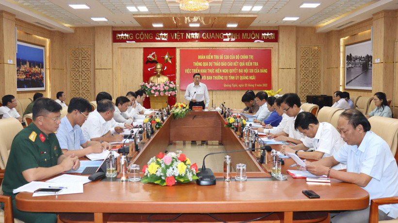 Quang cảnh buổi làm việc.