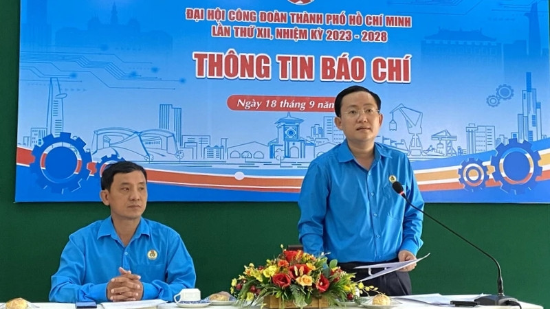 Lãnh đạo Liên đoàn Lao động Thành phố Hồ Chí Minh trao đổi thông tin với báo chí ngày 18/9