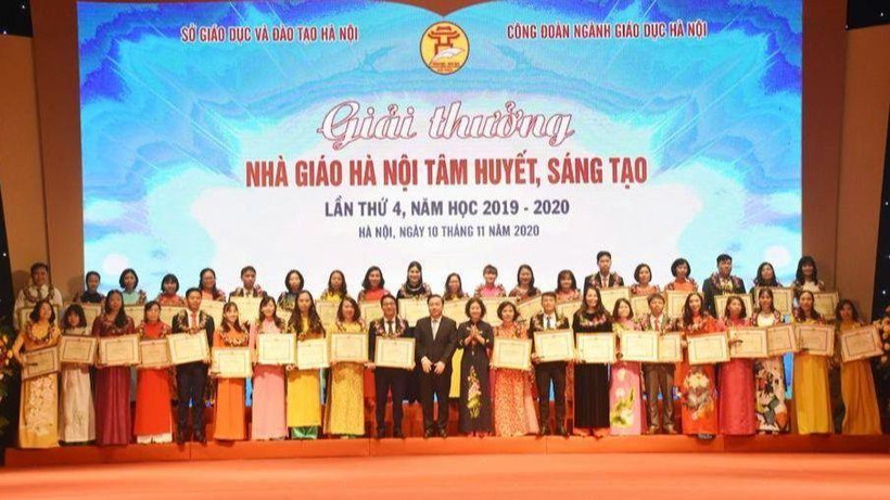 Bình chọn nhà giáo tiêu biểu năm 2022 và cá nhân có thành tích xuất sắc giai đoạn 1982-2022. (Ảnh minh họa)