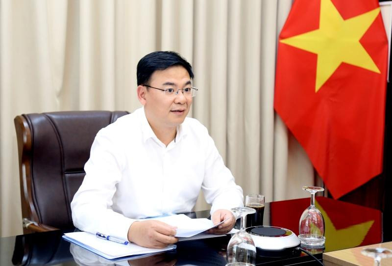 Thứ trưởng Ngoại giao Phạm Quang Hiệu, Trưởng Ban Chỉ đạo chủ trì cuộc họp.