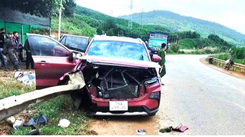 Hiện trường vụ tai nạn. (Ảnh: N.H)
