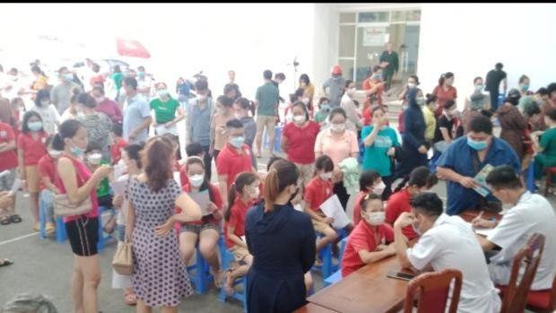 Mô hình tiêm vaccibe phòng Covid-19 24/7 được tổ chức tất cả các ngày trong tuần tại Trung tâm Y tế thành phố Thái Nguyên.