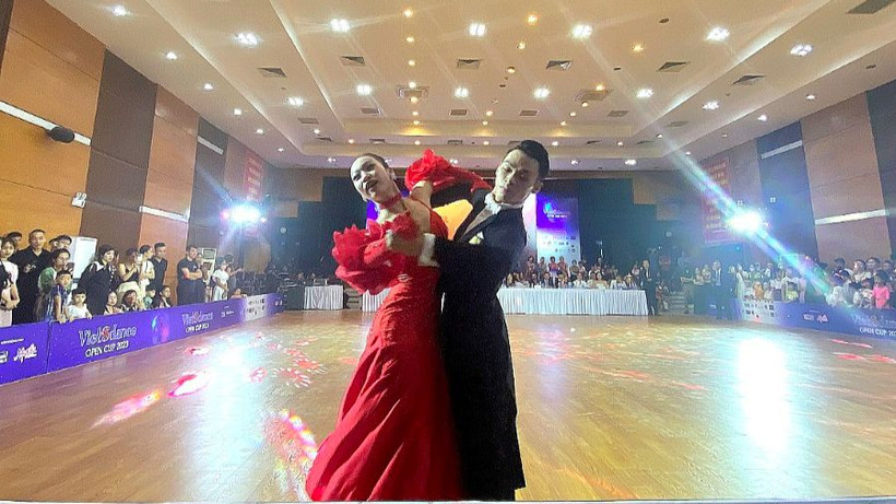 Các vận động viên tranh tài tại Liên hoan. 