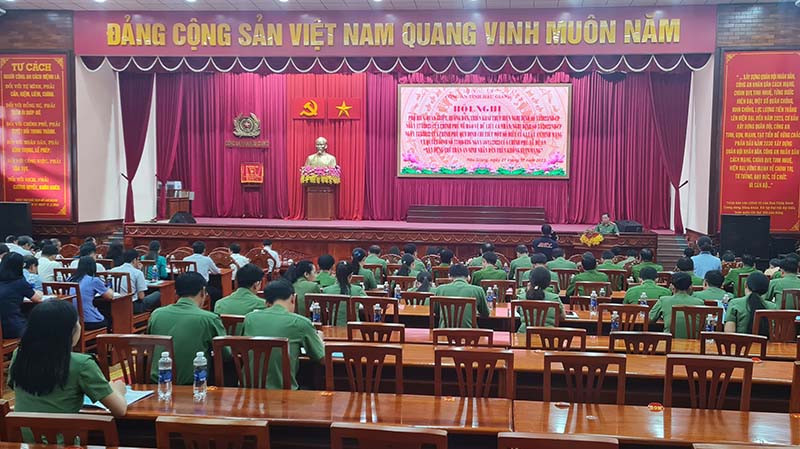 Quang cảnh hội nghị.