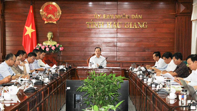 Quang cảnh buổi làm việc.