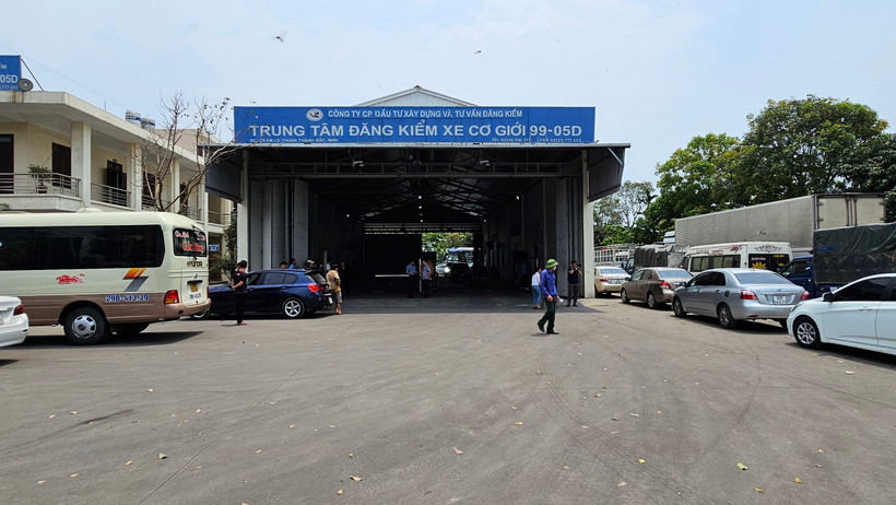 Trung tâm đăng kiểm 99-05D.
