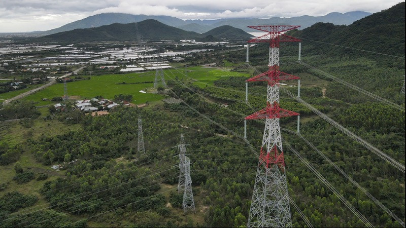 Đường dây 500kV Vĩnh Tân-Tân Uyên. (Ảnh: EVNNPT)