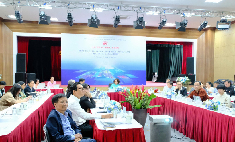 Toàn cảnh hội thảo khoa học.