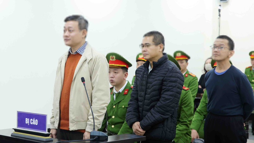 Các bị cáo tại phiên tòa. (Ảnh: PHẠM KIÊN) 