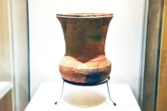 Chõ gốm được trưng bày tại Bảo tàng.
