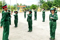 Học kỳ quân đội là mô hình giáo dục, rèn luyện thể lực, tính kỷ luật, tinh thần đồng đội cho học sinh được nhiều phụ huynh lựa chọn cho con trong dịp hè.