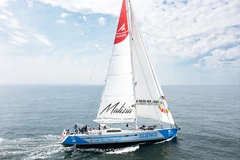 Tàu Malizia ra khơi. Ảnh: TEAM MALIZIA