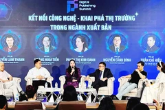 Các đại biểu thảo luận tại Diễn đàn Xuất bản số 2025.