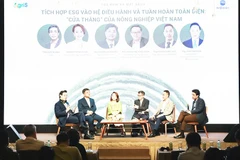 Các diễn giả nói về giải pháp phát triển nông nghiệp Việt bền vững theo chuẩn quốc tế tại tọa đàm. Ảnh: QUỲNH NHƯ
