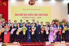 Ban Chấp hành Đảng bộ Báo Nhân Dân khóa XXIX, nhiệm kỳ 2025-2030 ra mắt Đại hội.