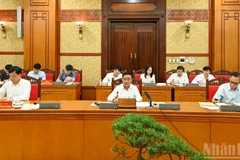 Thường trực Ban Bí thư Trần Cẩm Tú chủ trì cuộc làm việc.