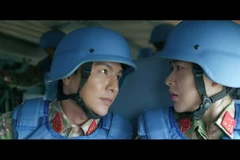 Steven Nguyễn và Minh Trang trong phim. (Ảnh: VFC)