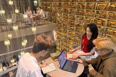 Một góc của quán "Là Cafe".