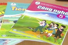 [Video] Sửa chương trình và sách giáo khoa sau sáp nhập tỉnh, thành