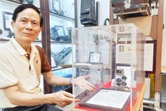 NSNA Phạm Công Thắng giới thiệu một góc “Ký ức nhiếp ảnh”.