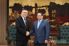 Thủ tướng Phạm Minh Chính và ông Hồng Thiên Chúc, Chủ tịch Tập đoàn Texhong (Trung Quốc).