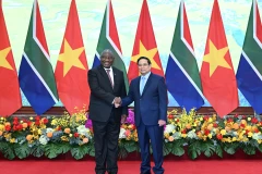 Thủ tướng Phạm Minh Chính và Tổng thống Cộng hòa Nam Phi Matamela Cyril Ramaphosa.