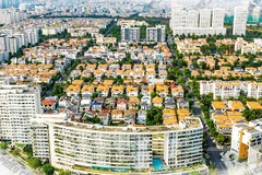 Việc hoán đổi trái phiếu giúp nhiều doanh nghiệp bất động sản tránh được nguy cơ mất khả năng chi trả, đồng thời mở ra dư địa để tái phân bổ nguồn lực. Ảnh: THÀNH ĐẠT
