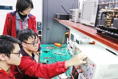 Đại học Bách khoa Hà Nội tăng quy mô đào tạo ngành STEM và bán dẫn. Ảnh: LÊ MINH