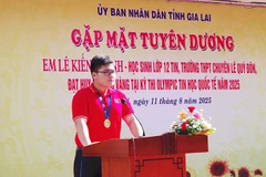 Lê Kiến Thành phát biểu ý kiến tại lễ gặp mặt tuyên dương do UBND tỉnh Gia Lai tổ chức.