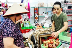 Phần lớn các hộ kinh doanh nhỏ không có hóa đơn cho hàng tồn kho, hàng nhập. Ảnh: NGUYỆT ANH