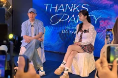 Park Sungwoong và The Nation trong những ngày dự Liên hoan phim ở Đà Nẵng.