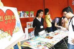 Một hoạt động cổ vũ văn hóa đọc. Ảnh: KHIẾU MINH