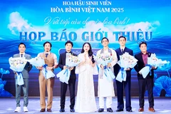 Háo hức đợi chờ