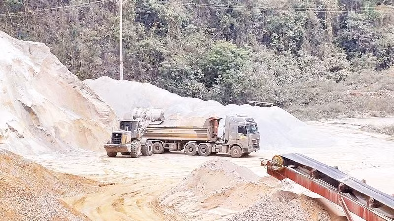 Khai thác khoáng sản là lĩnh vực tiềm ẩn nguy cơ xảy ra tai nạn lao động, bệnh nghề nghiệp ở tỉnh Cao Bằng.