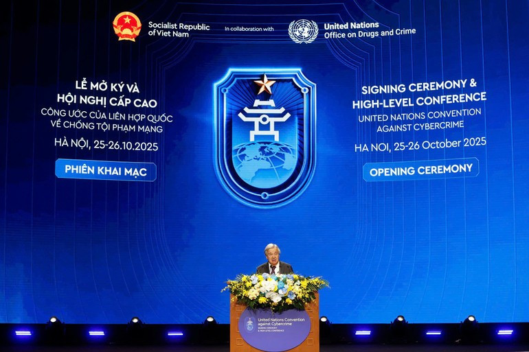 Tổng Thư ký Liên hợp quốc Antonio Guterres phát biểu tại Lễ mở ký Công ước của Liên hợp quốc về chống tội phạm mạng. (Ảnh: THỦY NGUYÊN) 3.jpg