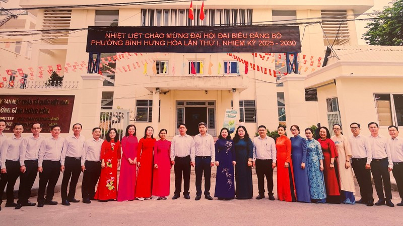 Ban Chấp hành Đảng bộ phường Bình Hưng Hòa nhiệm kỳ 2025-2030. bch.jpg