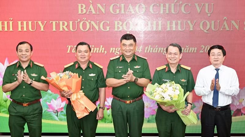 ban-giao-1.jpg