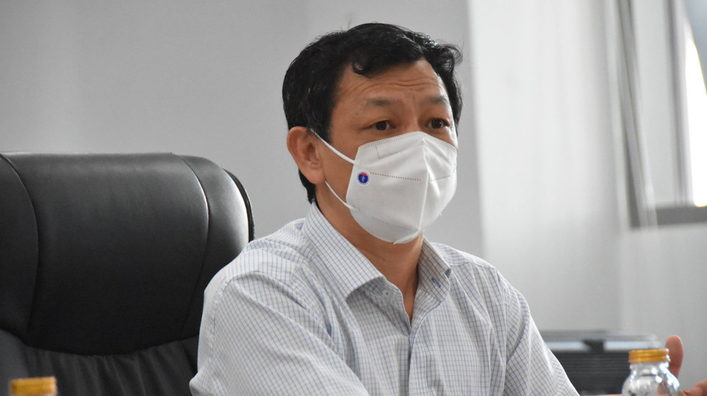 TS, BS Nguyễn Tri Thức, Giám đốc Bệnh viện Chợ Rẫy kiêm Giám đốc Bệnh viện Hồi sức Covid-19 TP Hồ Chí Minh. Chiến lược hiệu quả trong sàng lọc bệnh nhân chuyển nặng -0
