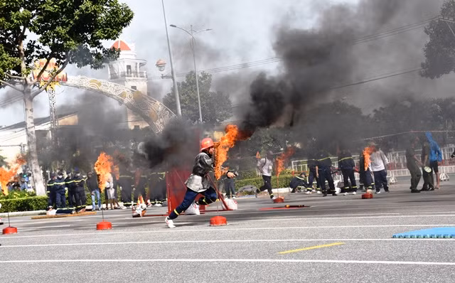 Ấn tượng tại Hội thao chữa cháy và cứu nạn, cứu hộ toàn quốc năm 2020 -0